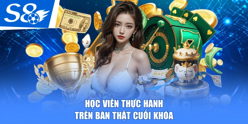 Học viên thực hành trên bàn thật cuối khóa